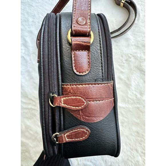 Vintage Cabin Creek Leather Crossbody Bag, 1980's Handbag, Vintage Crossbody Bag - Picture 3 of 15